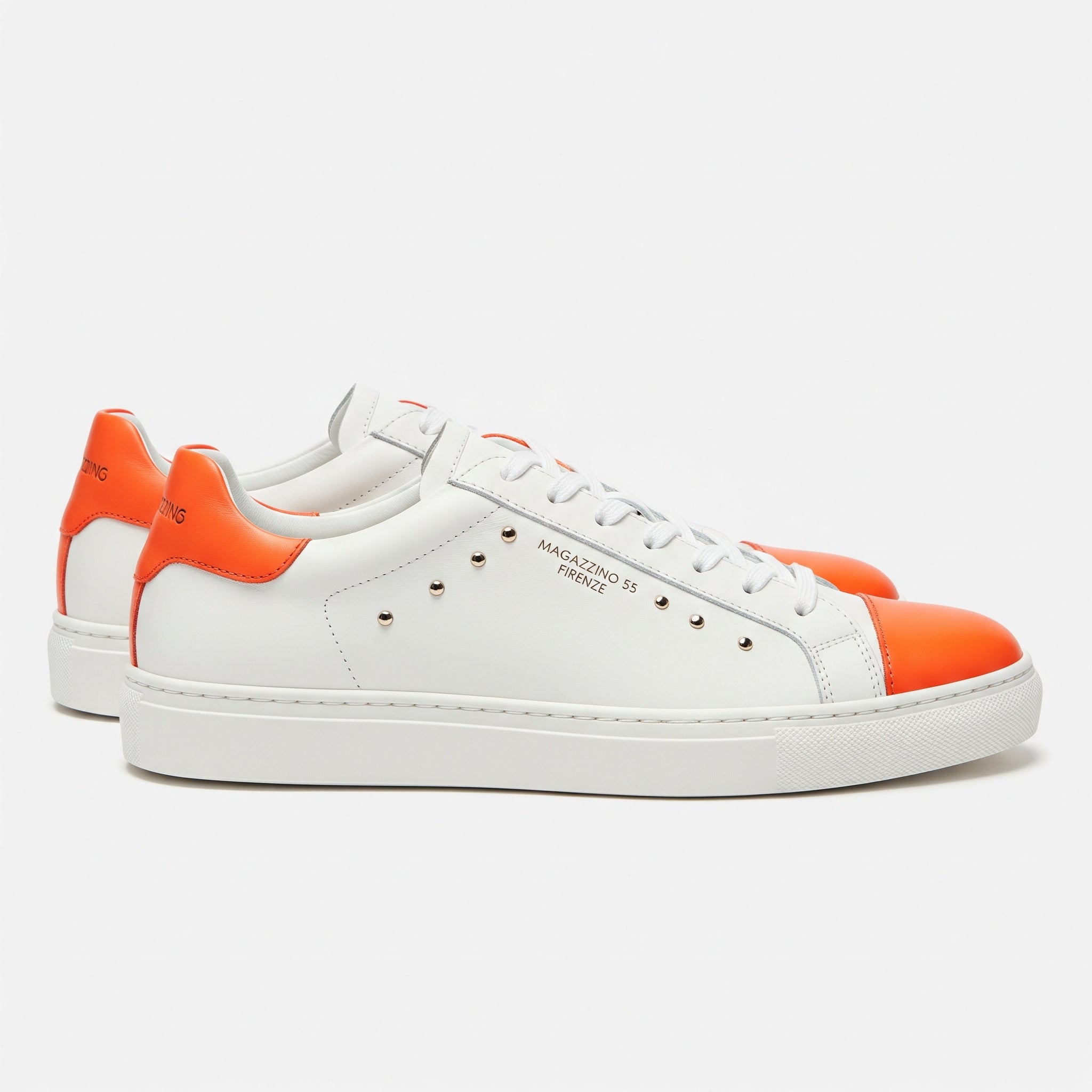 Sneakers in Pelle Bianca con Punta e Tallone Arancio